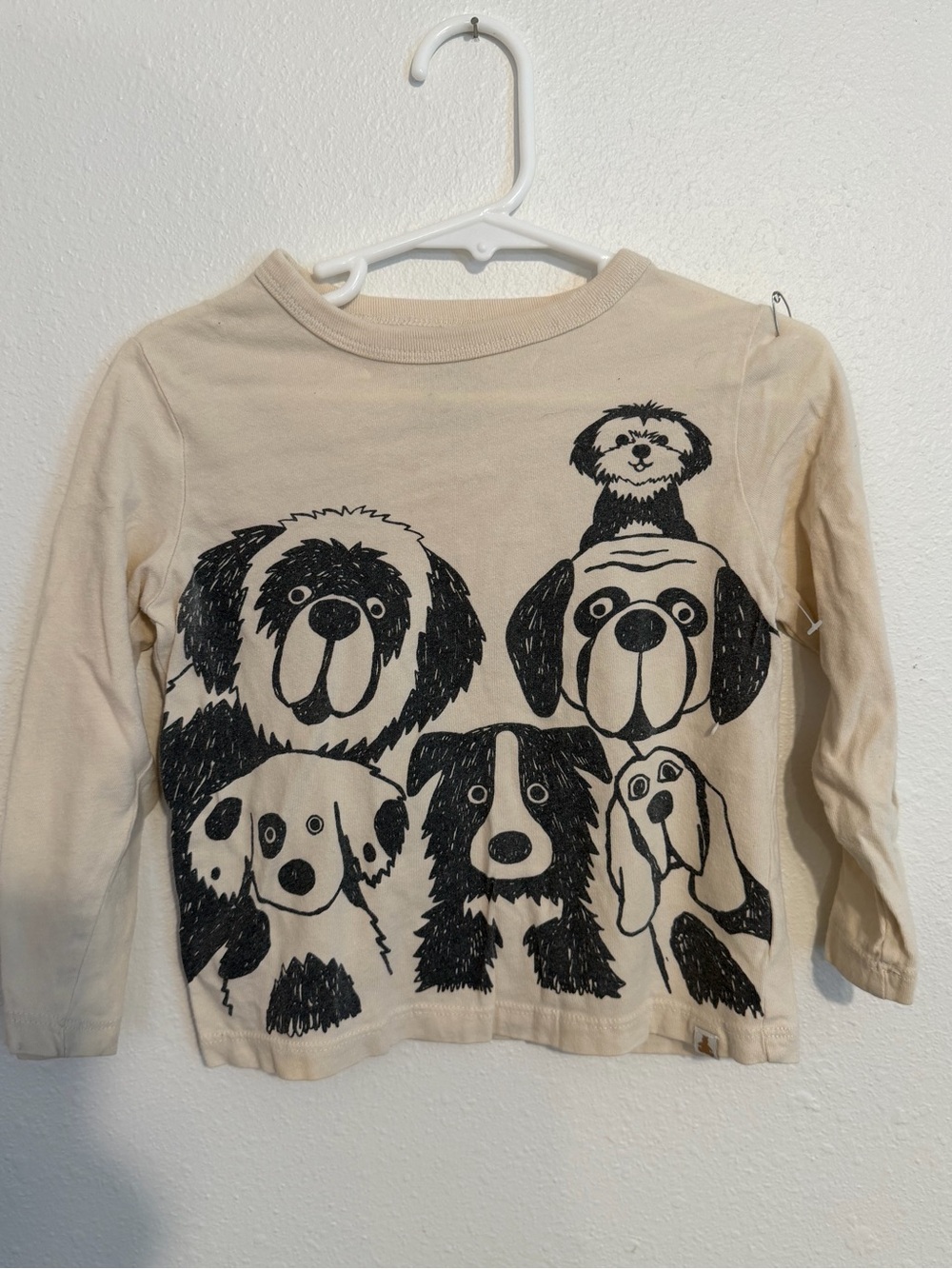GAP Beige Long-Sleeve Tee with Black Dog Graphic